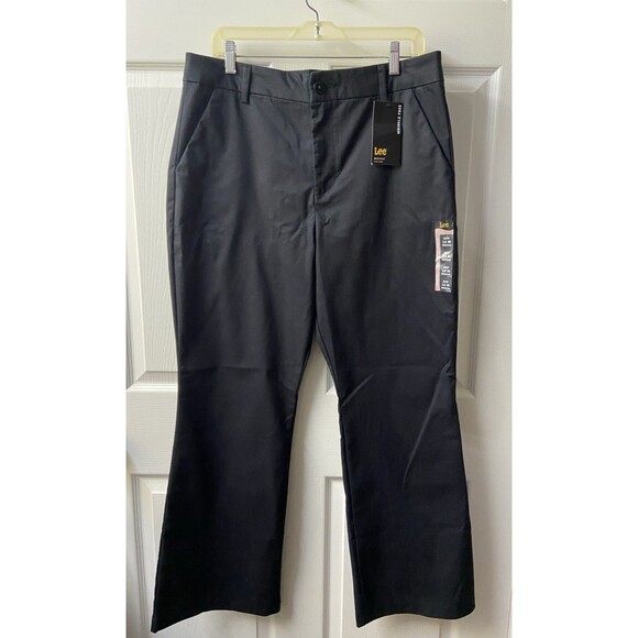Lee Unionall Black 14 M Bootcut Chino Pants Career Western Office Server NWT - Picture 1 of 13